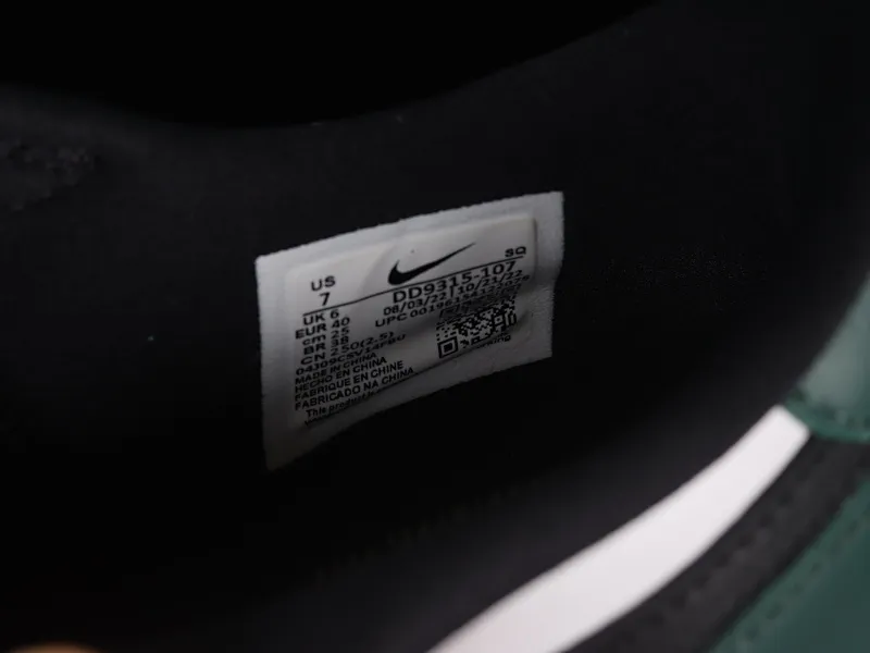 All categories Air Jordan Jordan series basketball shoes Air Jordan 1 Low G version pure original Air Jordan 1 Low Golf "Noble Green" AJ1 Joe 1 new golf version white green DD9315-107